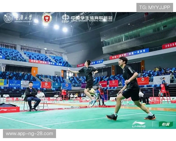 上海羽毛球队与北京羽毛球队赛后复盘分析灵活性表现及战术调整