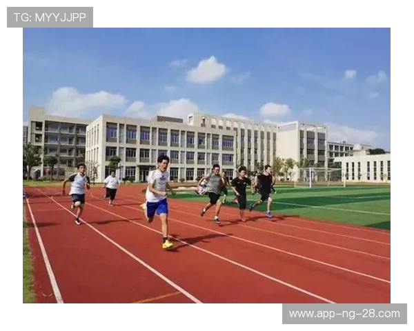 飞盘追梦：吴丽的激情与坚持在运动场上的故事